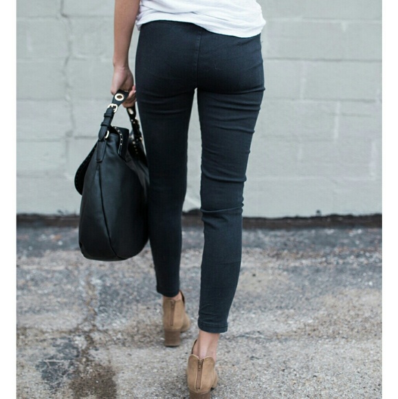 SOLD OUT Black Moto Stretch Leggings - Picture 4 of 6